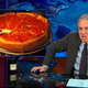 Illustration for article titled Jon Stewart and Chicago mayor Rahm Emanuel fight over pizza